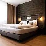 Self-check-in Vinoq Hotel 3*