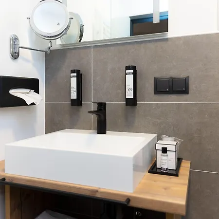 Self-check-in Vinoq 3* Zistersdorf