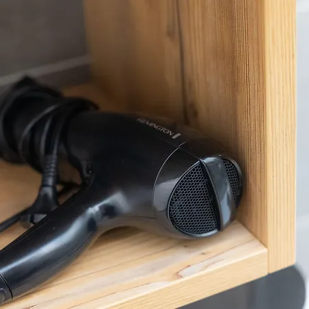 Отель Self-check-in Vinoq Zistersdorf