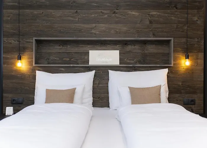 Отель Self-check-in Vinoq 3*